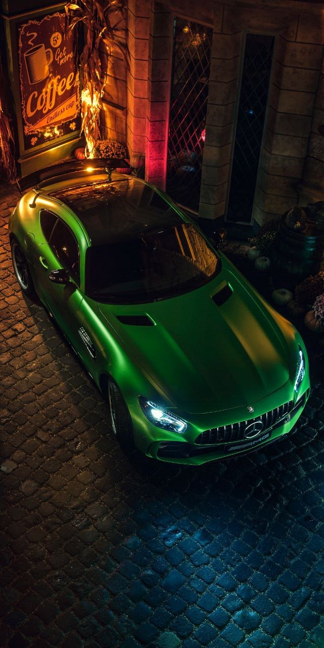 Mercedes Car Wallpaper for iPhone